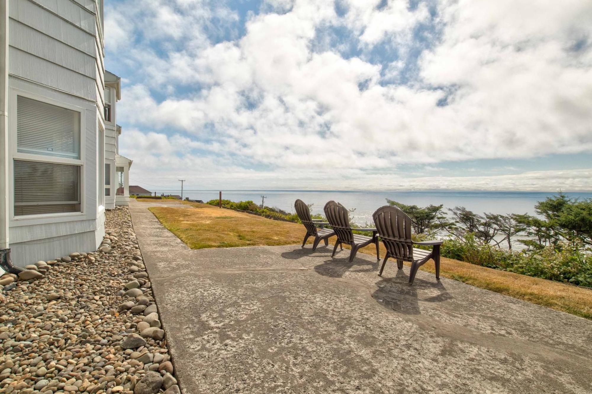 לינקולן סיטי Ester Lee Oceanview Inn מראה חיצוני תמונה