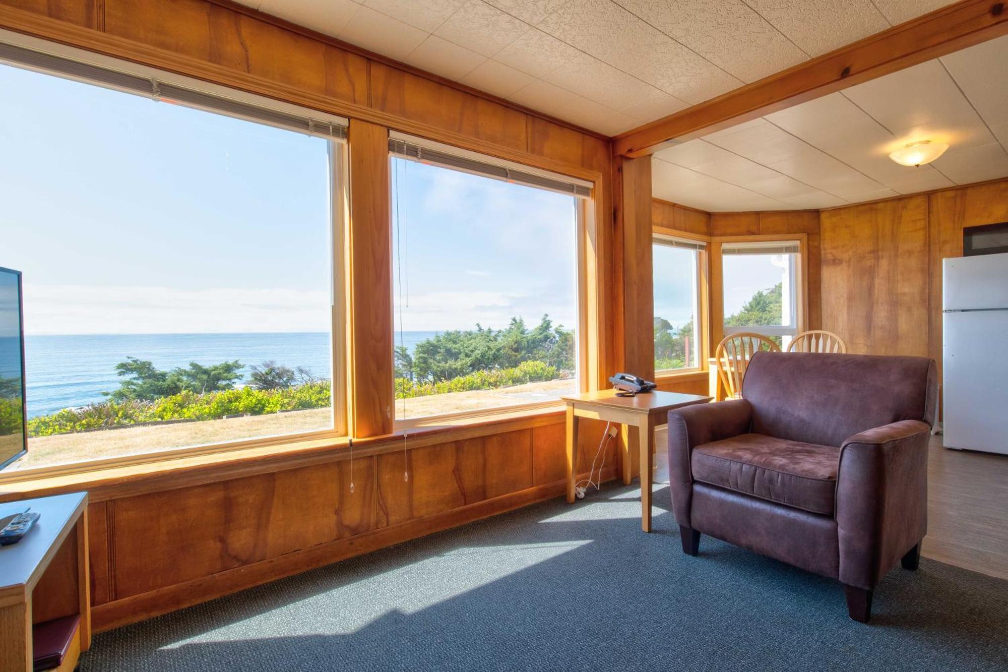 לינקולן סיטי Ester Lee Oceanview Inn מראה חיצוני תמונה